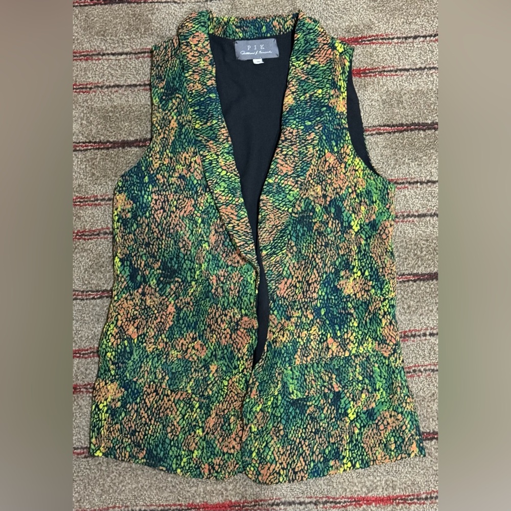 PKJ Patterson J Kincaid women’s snake print vest